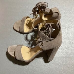 Vince Camuto Leather Suede Heels 7.5/ 37.5